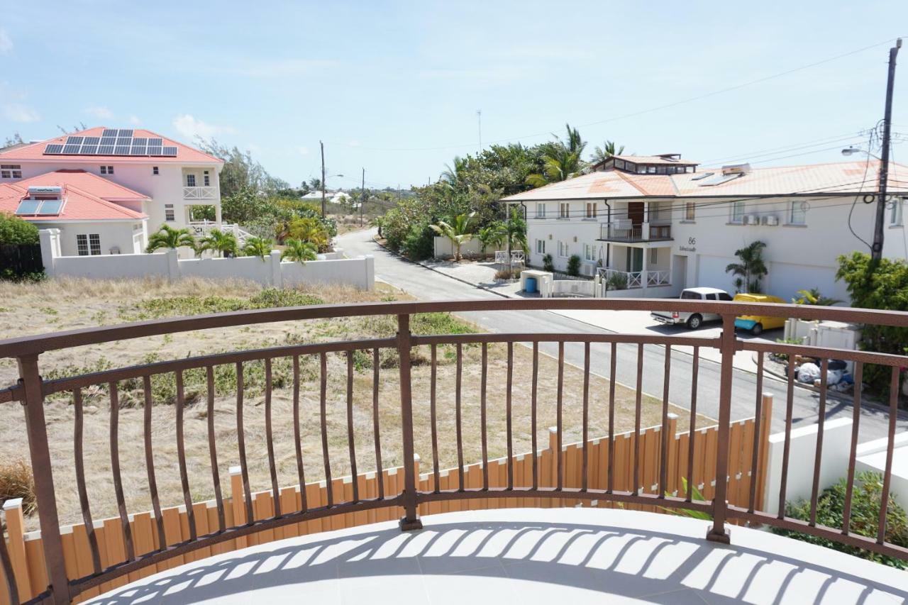 Self Contained Apartment With Private Kitchen Higher Heights, Barbados Christ Church Eksteriør bilde
