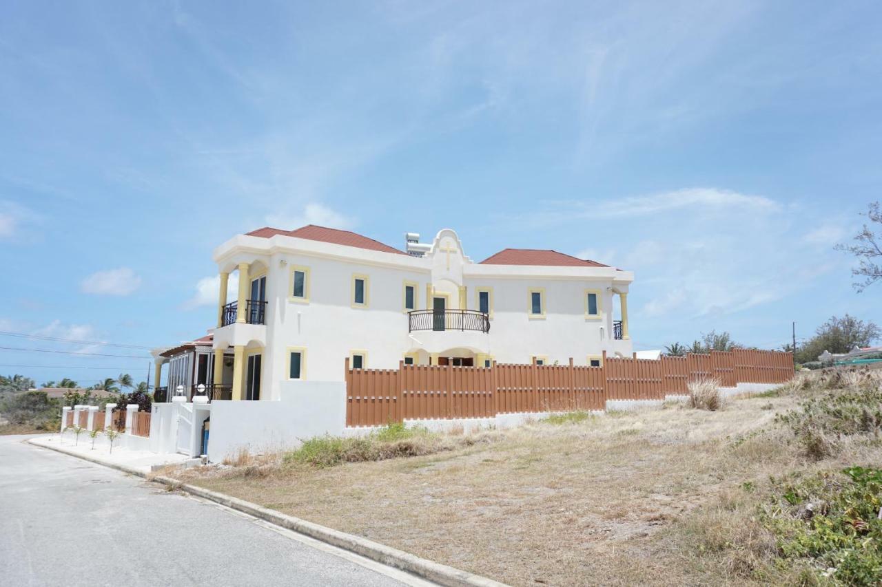 Self Contained Apartment With Private Kitchen Higher Heights, Barbados Christ Church Eksteriør bilde