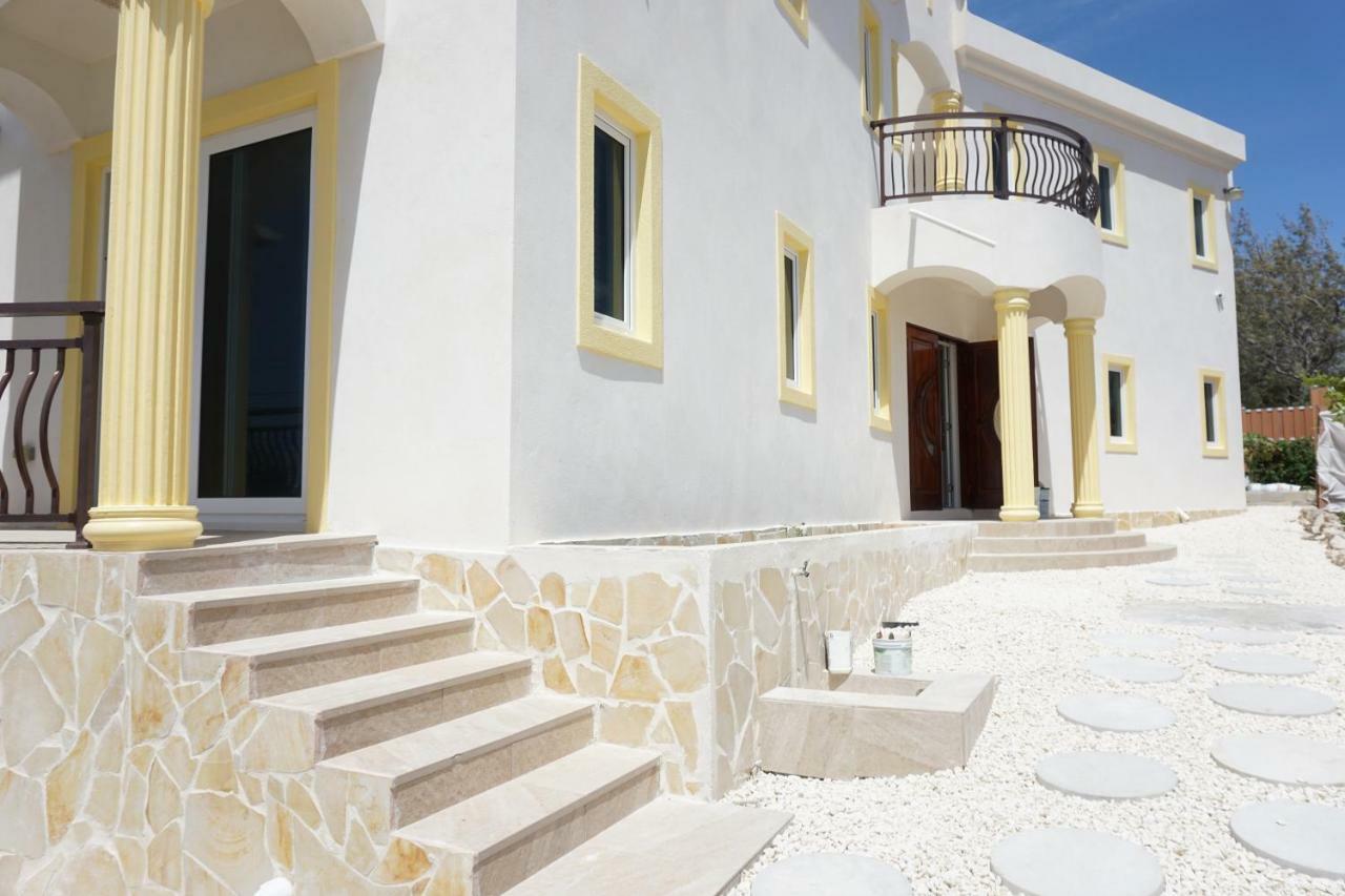 Self Contained Apartment With Private Kitchen Higher Heights, Barbados Christ Church Eksteriør bilde